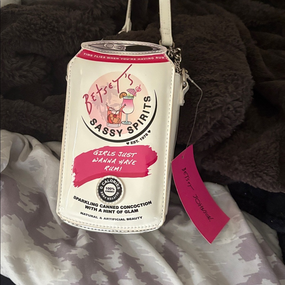 Betsey Johnson NWT Novelty Sassy Spirits Can Design “Girls Just Want to Have Rum